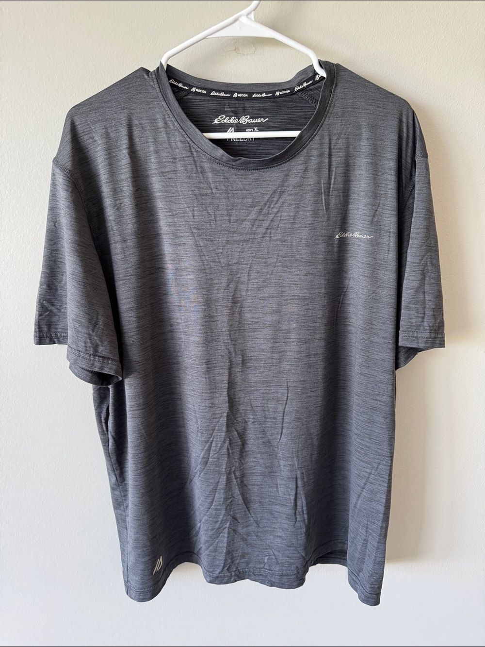 Eddie Bauer Men's Heather Charcoal Short-Sleeve Crew Tee